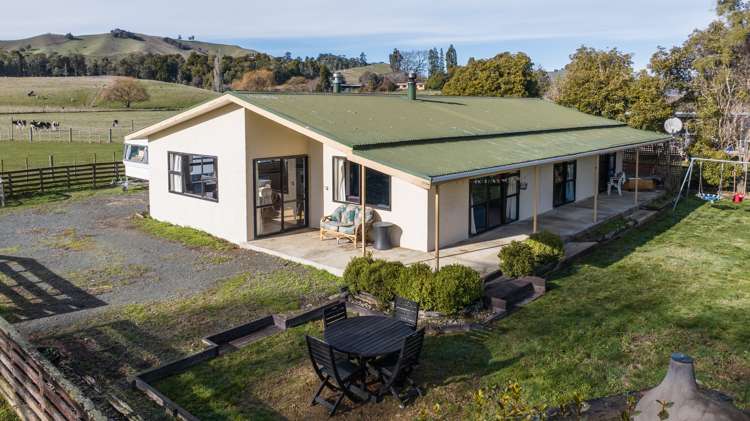 11 Thorn Road Dovedale_18