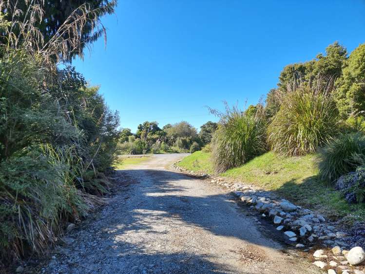 104 Havill Drive Hokitika_6