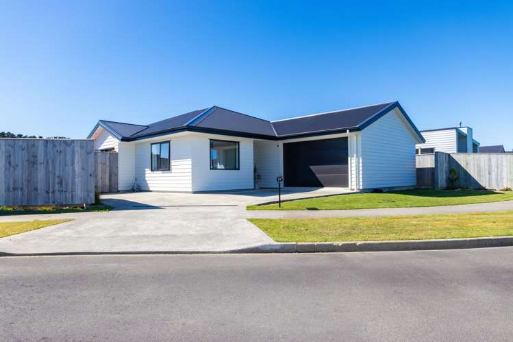 12 Corsica Court Fitzherbert_23