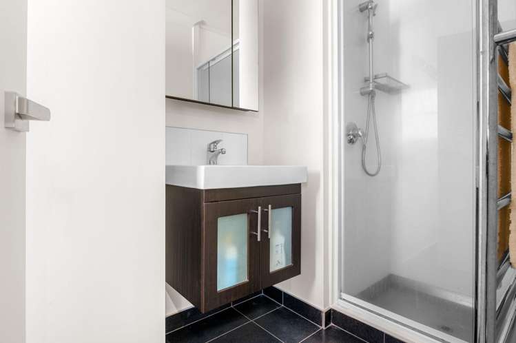 42 Gilbass Avenue Hamilton Lake_14