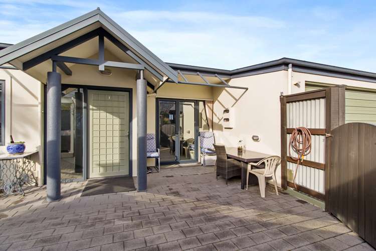 1/132 Evans Street Waimataitai_19