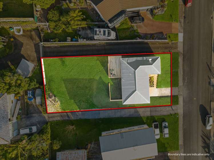 56 Stott Avenue Birkdale_12