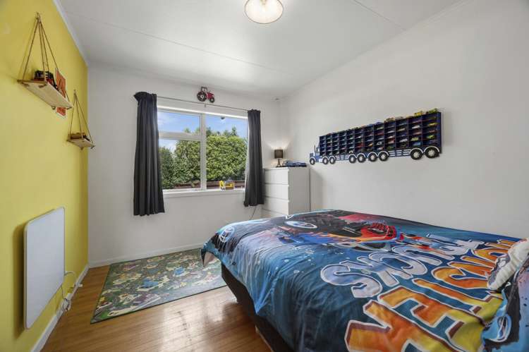 6 Gem Street Pukehangi_16