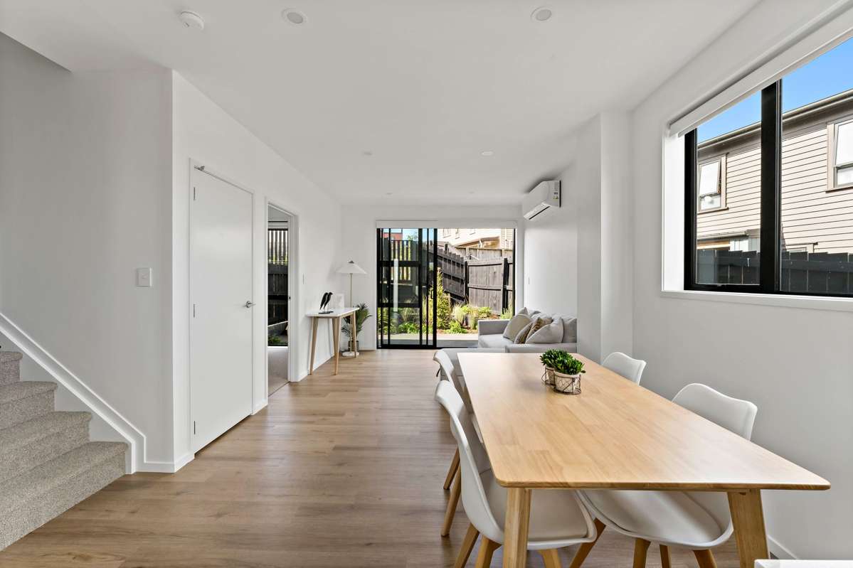 73 Freeland Avenue_4