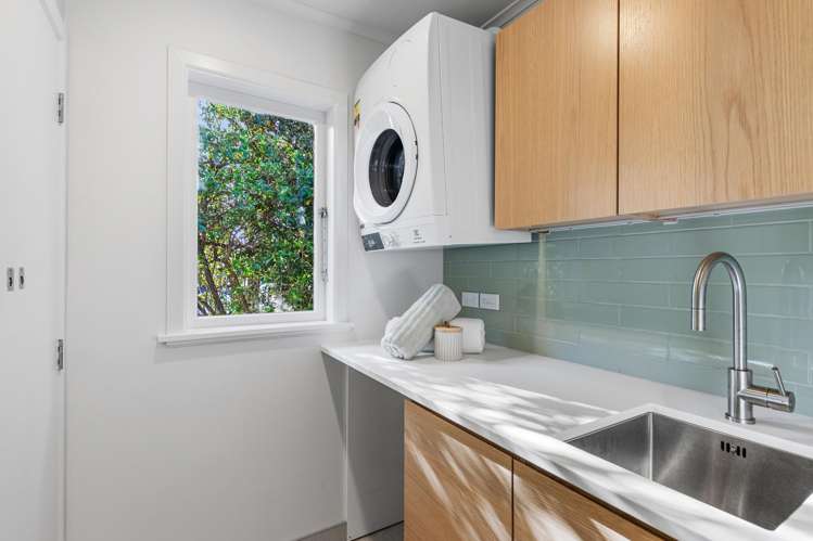 80 Aeroview Drive Beach Haven_8