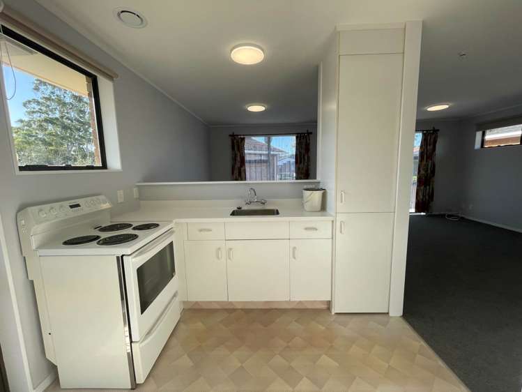 8/2 John Bracken Way Beach Haven_5