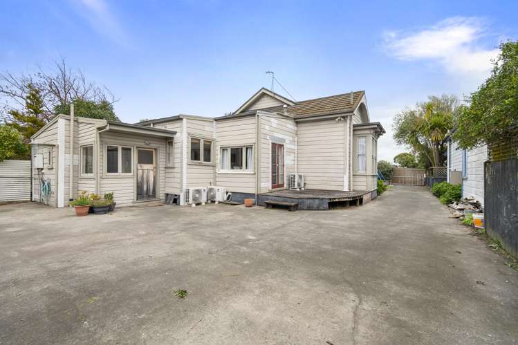 111 Cook Street West End_19