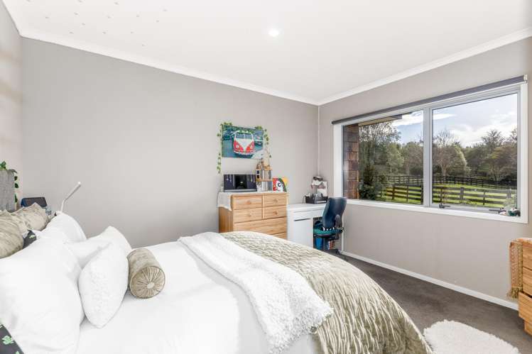 84 Gilbert Road Kaitoke_14