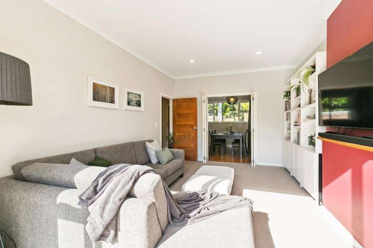 16 Narbada Crescent Khandallah_14