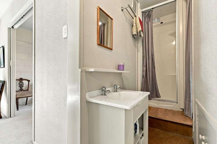 46 Kia Ora Road Beach Haven_33