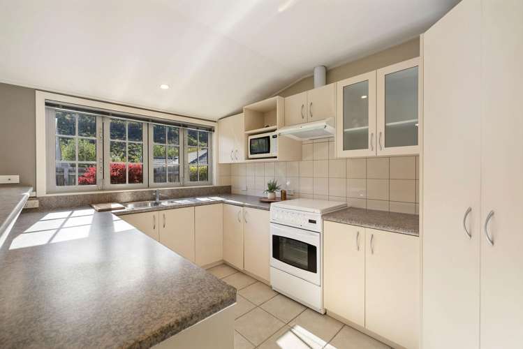 9 Innes Place Arrowtown_13