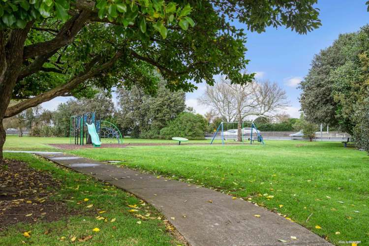 5 Harwood Crescent Otara_6