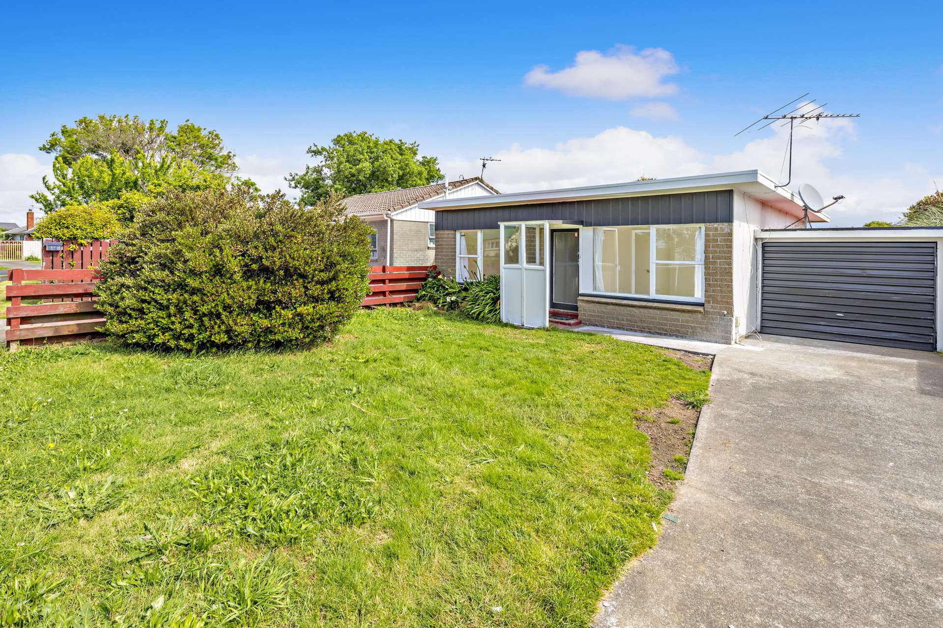 2/4 Gibbs Road Manurewa_0