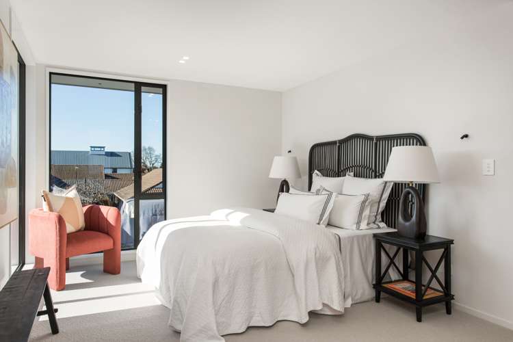 37 Office Road Merivale_11