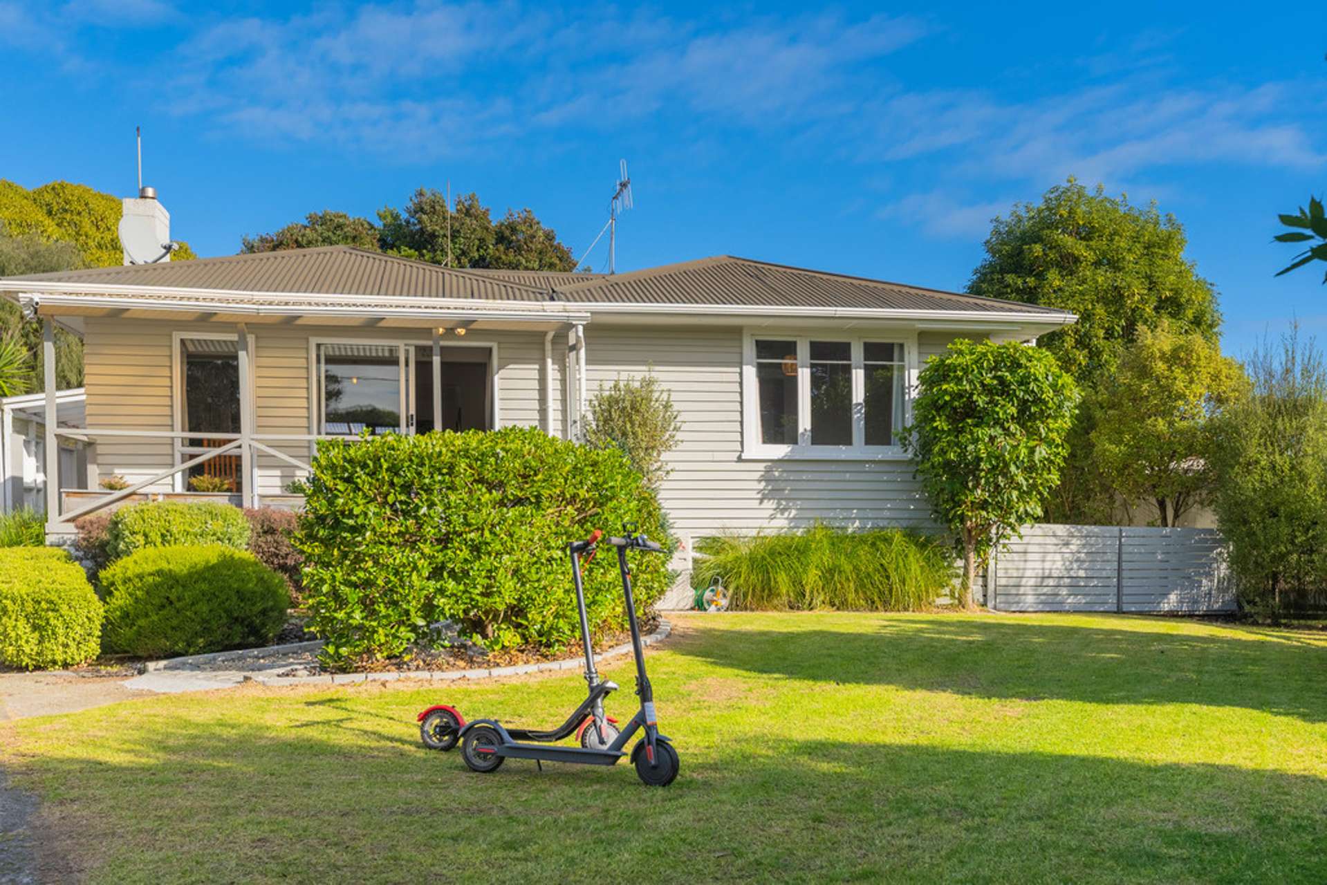 10 Konini Grove Raumati Beach_0