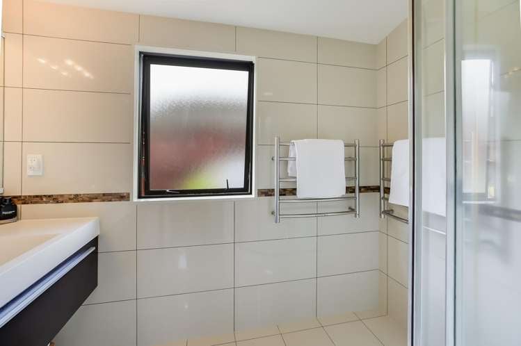 345 Hukanui Road Queenwood_18