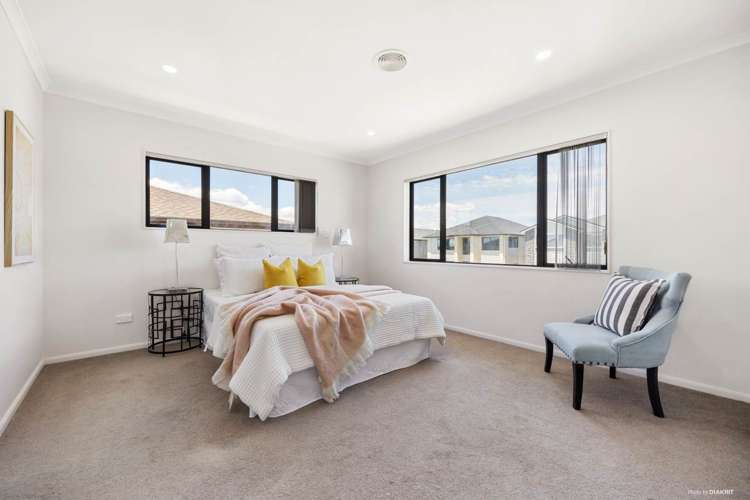 4 Eastfield Avenue Flat Bush_17