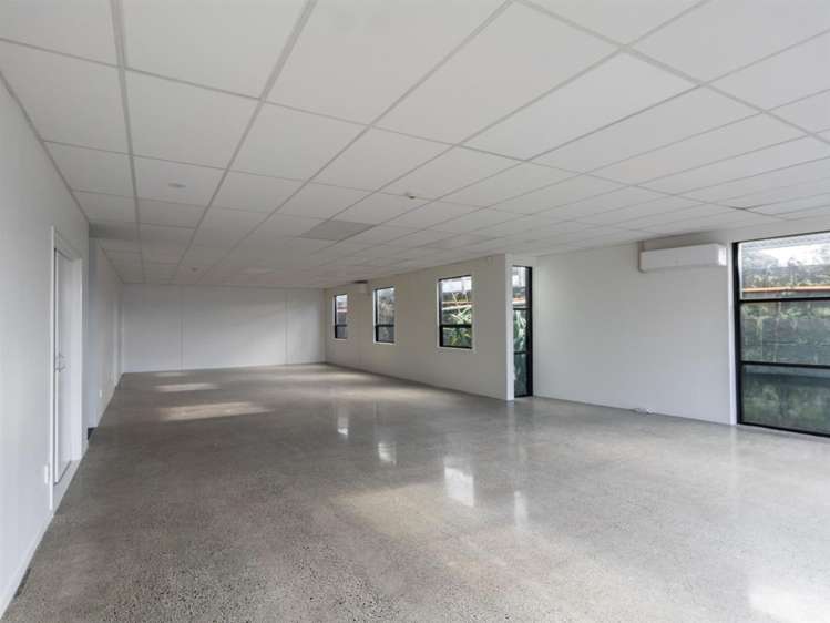 Unit F, 20 Cain Road Penrose_5