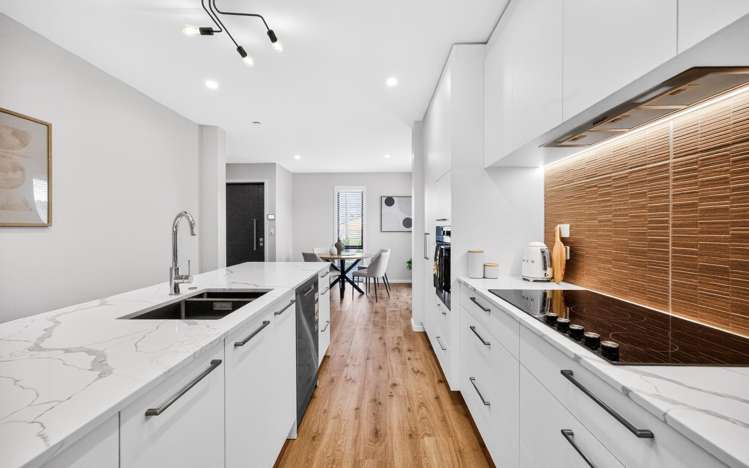 83 Podgora Avenue_2