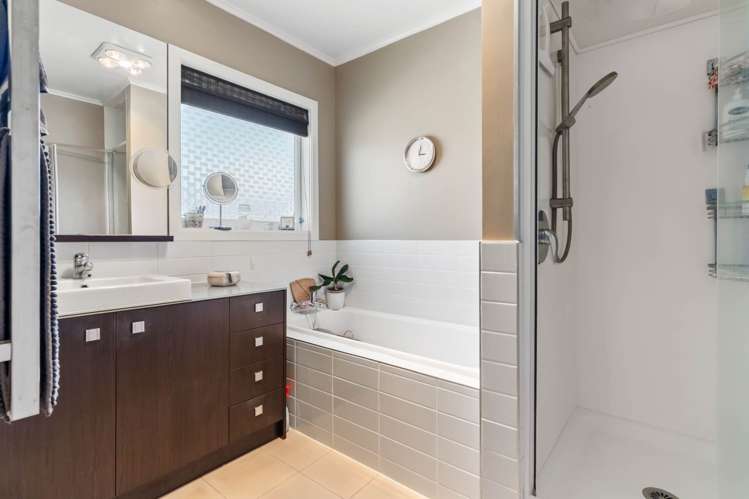 4/36 Clonbern Road Remuera_5