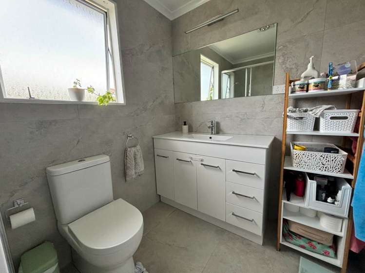 17 Elisa Lane Ranui_16