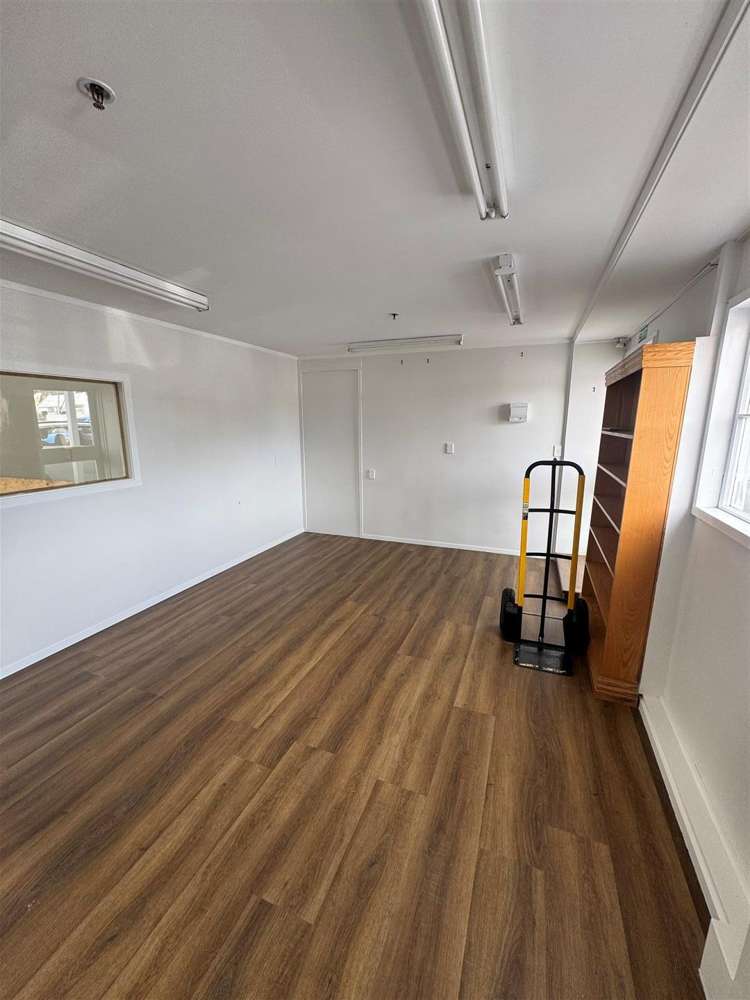 7/115 Gracefield Road Gracefield_2