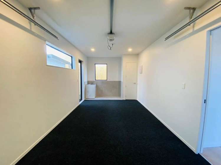 2/39 Lyndhurst Road Te Atatu South_6