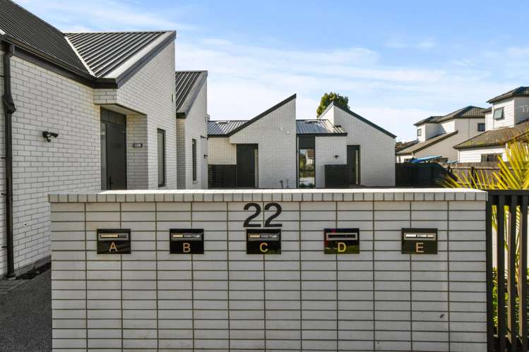 22 Great South Road Manurewa_14