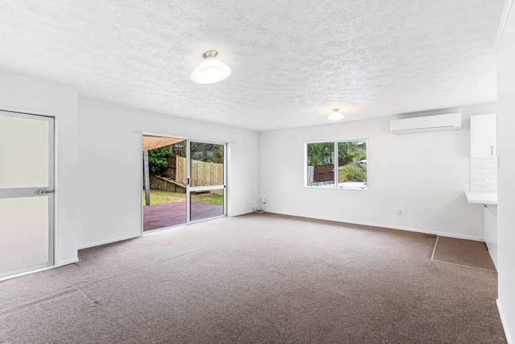 1/57 Athena Drive Totara Vale_4