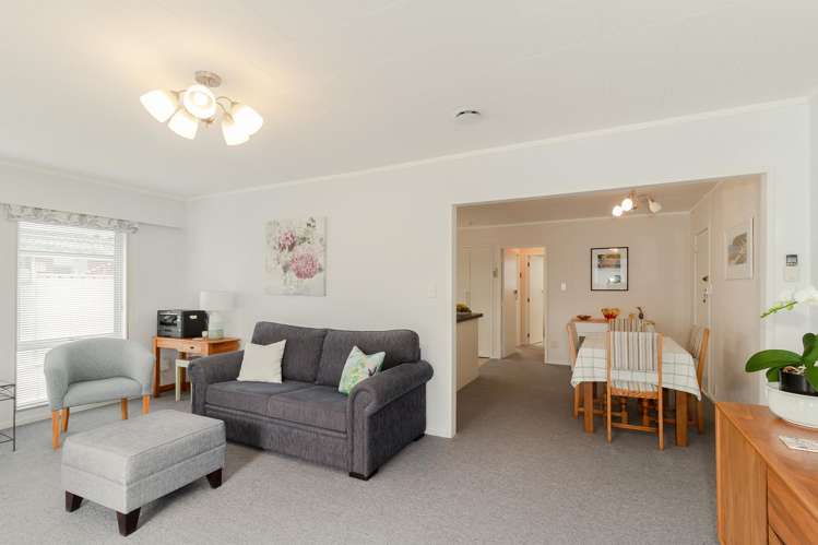 4/25 Moeller Street Taradale_5