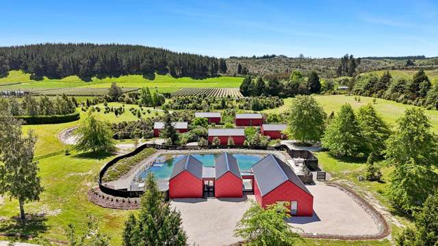 Purpose-Designed Luxury Estate