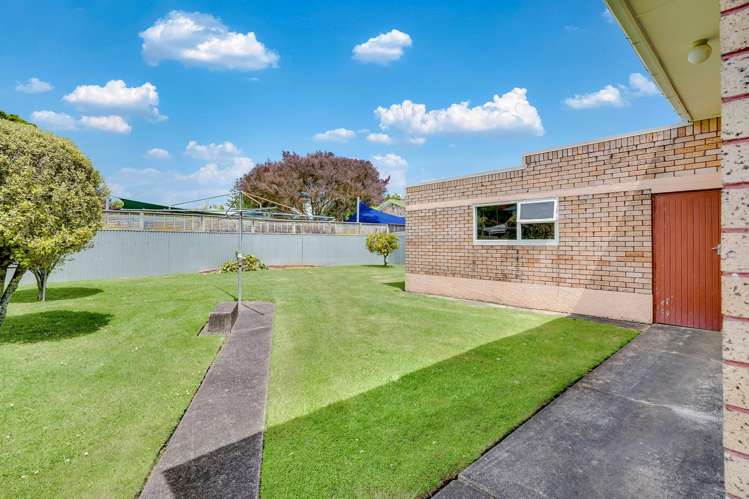 82 Cook Street Hamilton East_17