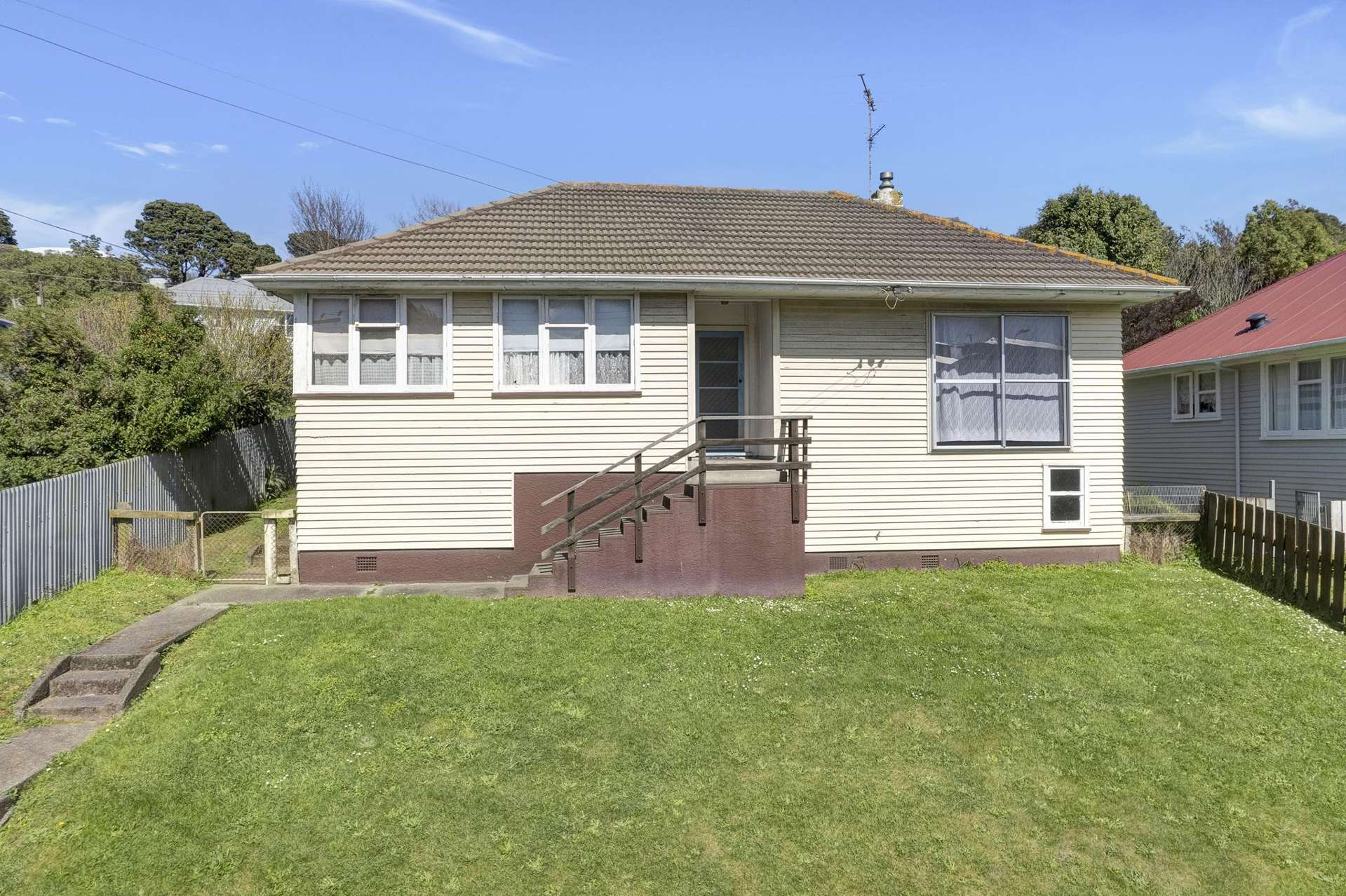 172 Champion Street Cannons Creek_0