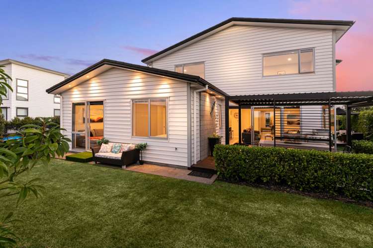 68 Colonial Drive Silverdale_2