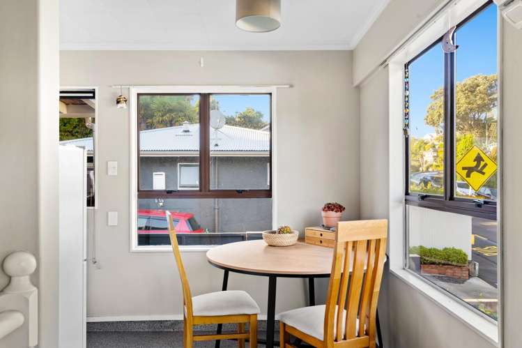 2/77 Shakespeare Road Bluff Hill_7