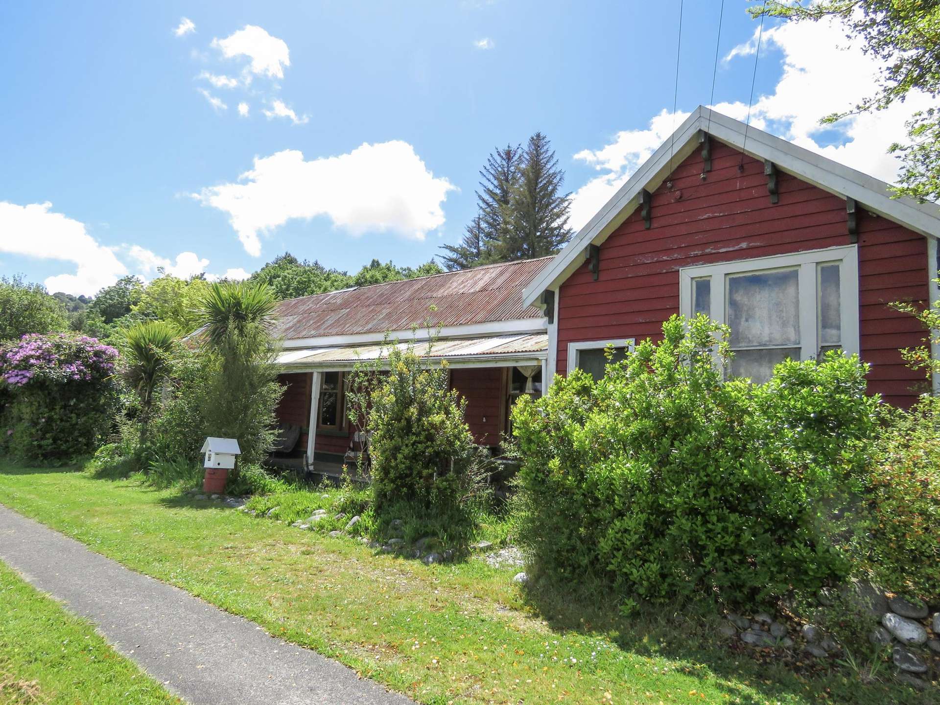 41-45 Bridge Street Reefton_0