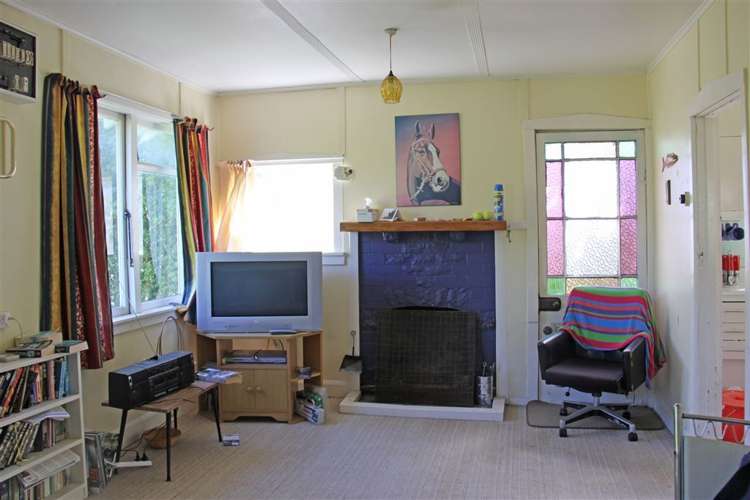 18 Pine Avenue Waikuku Beach_1