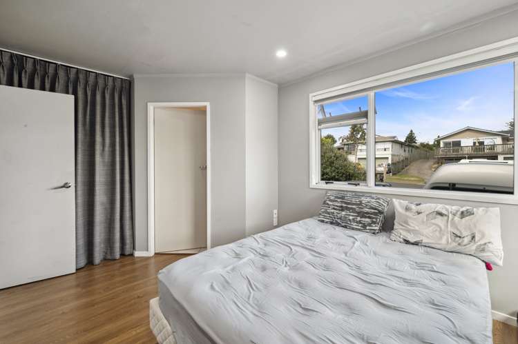 3 Browning Crescent Owhata_10