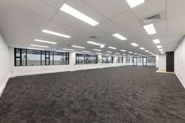 Level 2/99 Queen Street City Centre_1