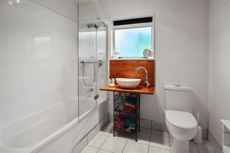 7 Stanley Street Kerepehi_8