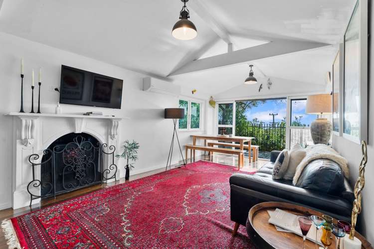 8 Fourth Avenue Onetangi_7