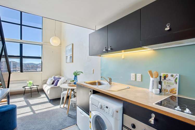 44/29 Webb Street Mount Cook_3
