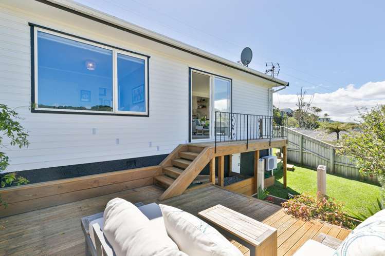 65 Chartwell Drive Crofton Downs_15