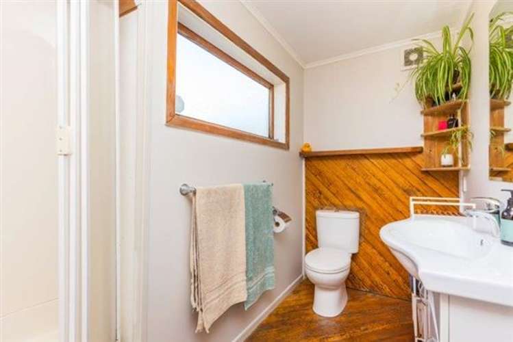 134 Hutchinson Avenue New Lynn_8