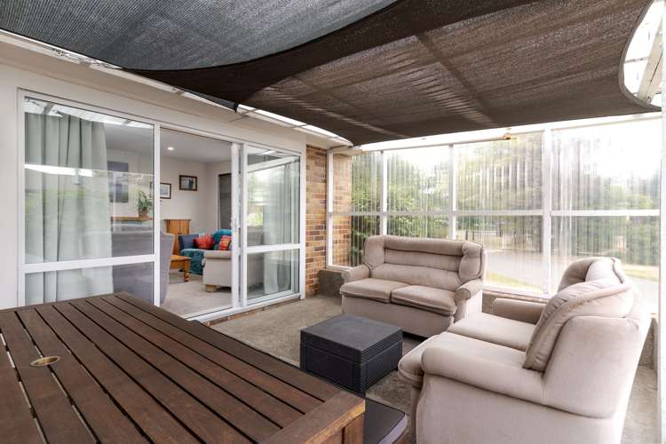 2 Longden Street Darfield_11