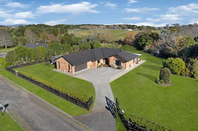 27 Awaroa Stream Drive Waiuku_0