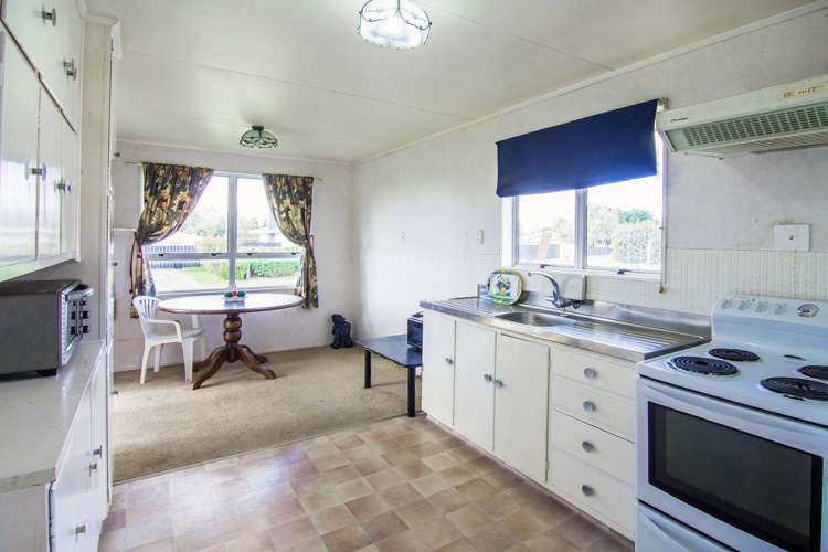 4 Leeds Place Solway_2