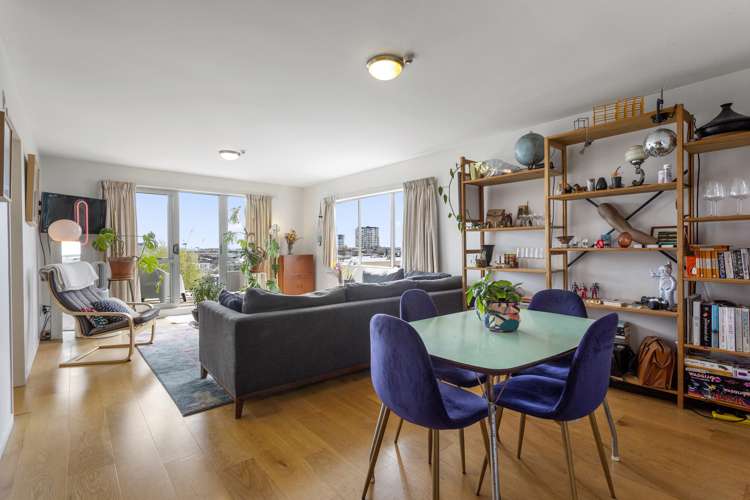 4h/121 Newton Road Eden Terrace_13