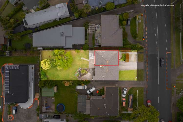 2/93 East Coast Road Castor Bay_13