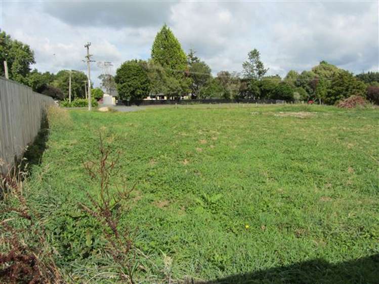 8 Law Crescent Horotiu_5